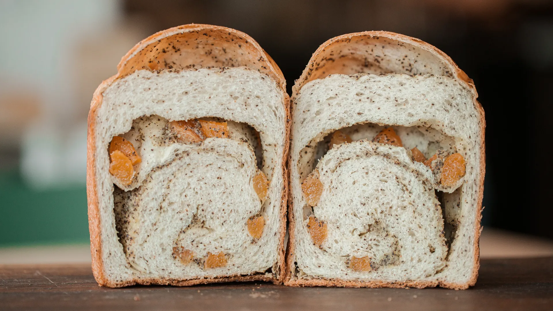 [Apr 16] Earl Grey Milk Tea & Apricot Shokupan